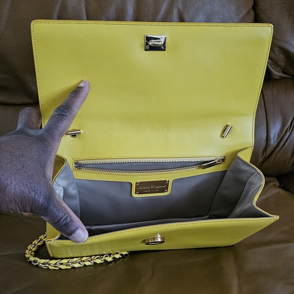 Women's Salvatore Ferragamo Yellow Vara Chain Crossbody Bag - Picture 5 of 16